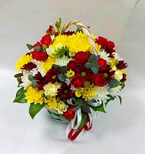 Цветочная композиция из Хризантемы и Розы в корзине в Джигинка